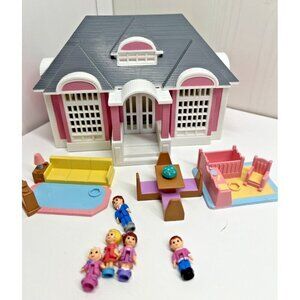 My Pretty Dollhouse Pink Palace Set Vintage 1994 Lewis Galoob w/extra figures